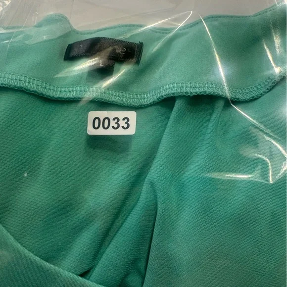 Maurices Turqouise Scoop Neck Flutter Sleeve Top Size Large - Picture 10 of 10